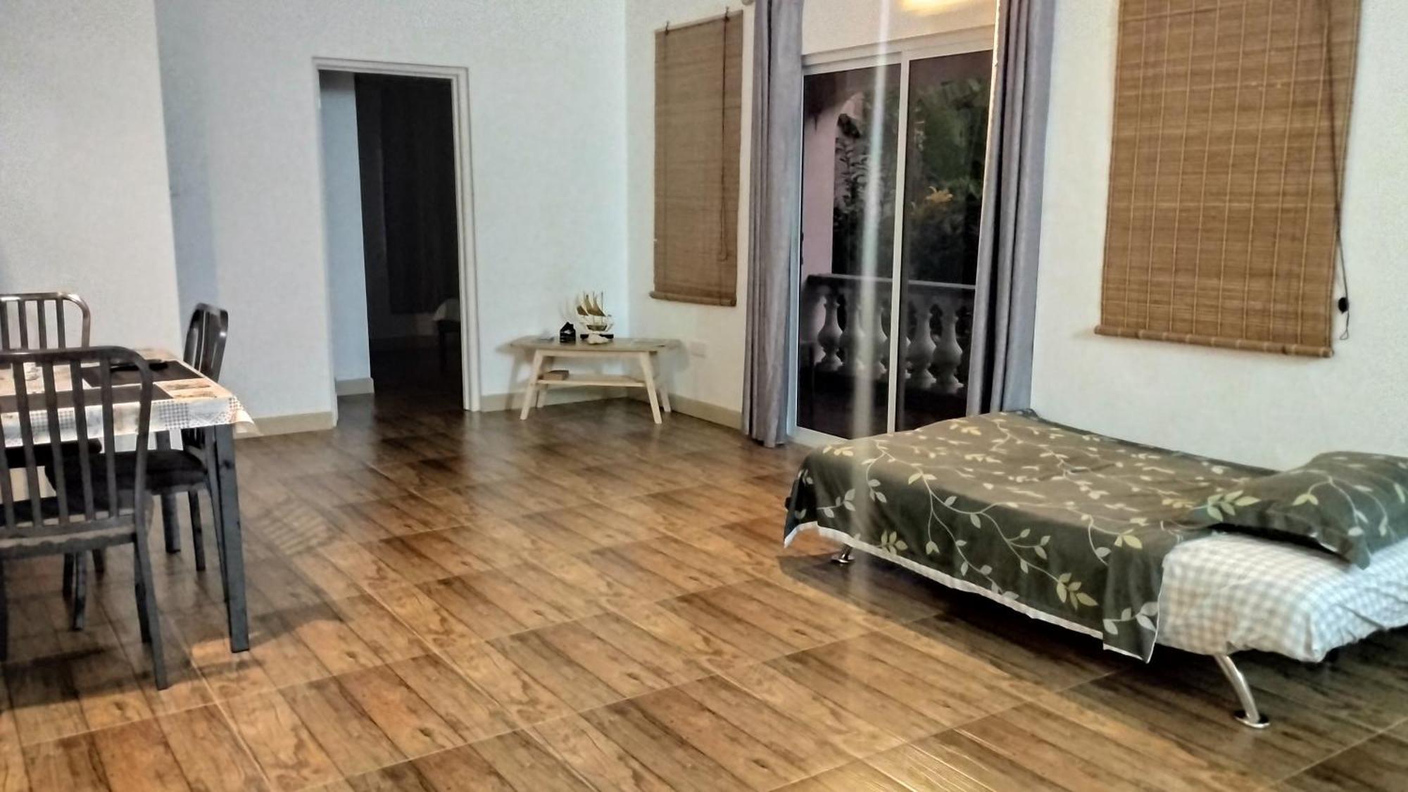 Dovass Self Catering Apartments Takamaka Rum bild