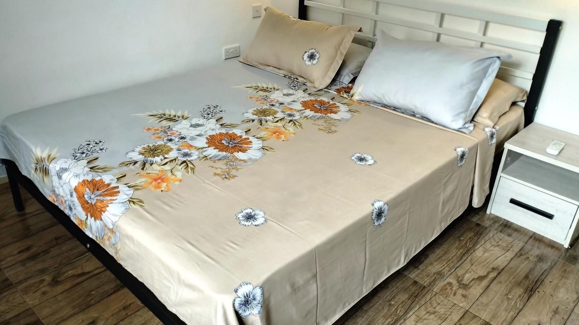 Dovass Self Catering Apartments Takamaka Rum bild