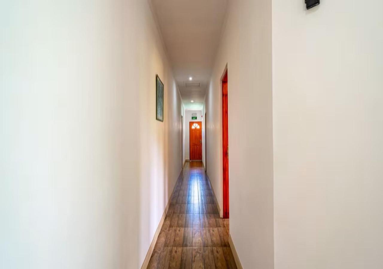 Dovass Self Catering Apartments Takamaka Exteriör bild